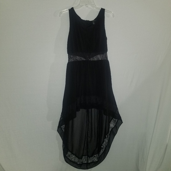 Forever 21 Dresses & Skirts - Forever 21 black high low dress